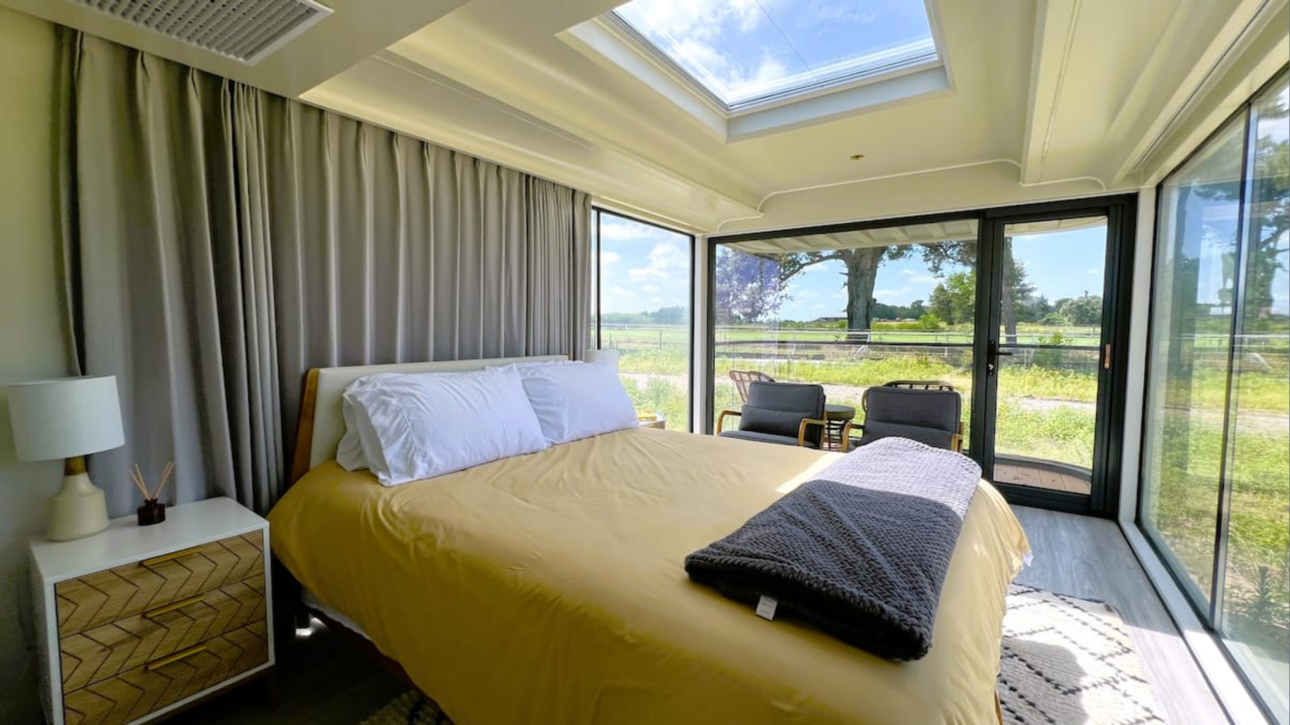 Container-type Space Capsule Room  7